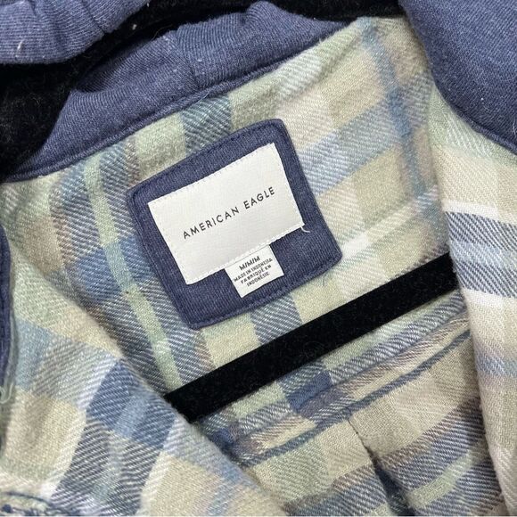 American‎ eagle hooded flannel cropped distressed - Picture 6 of 6